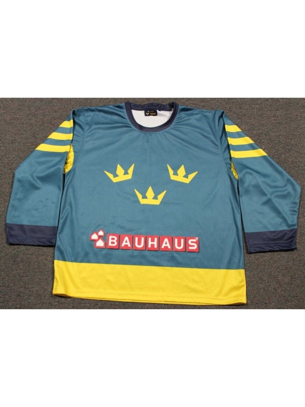 Sweden Swedish National Men's Ice Hockey Team #17 Jersey Large / XL Bauhaus